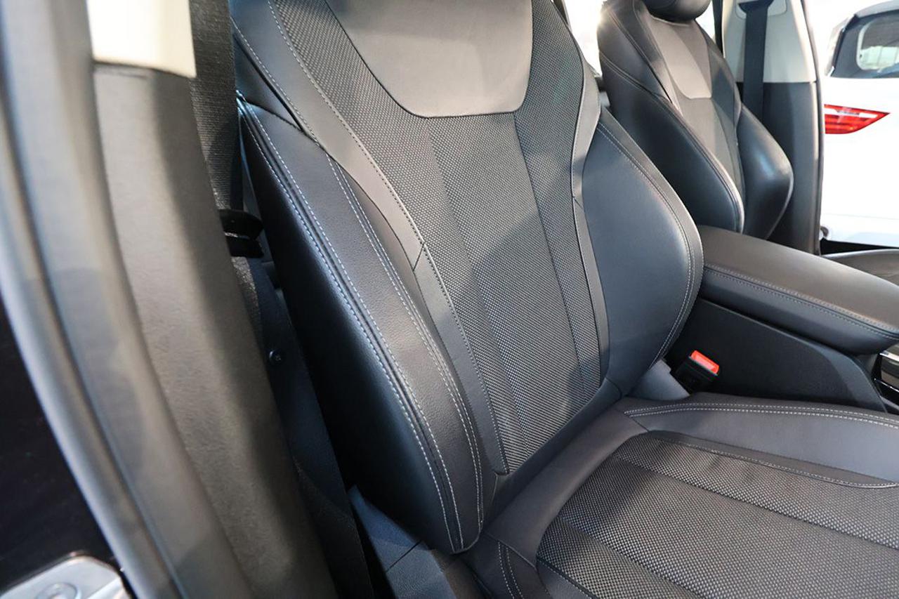 BMW X3 sDrive18d 48V Business Advantage - 33