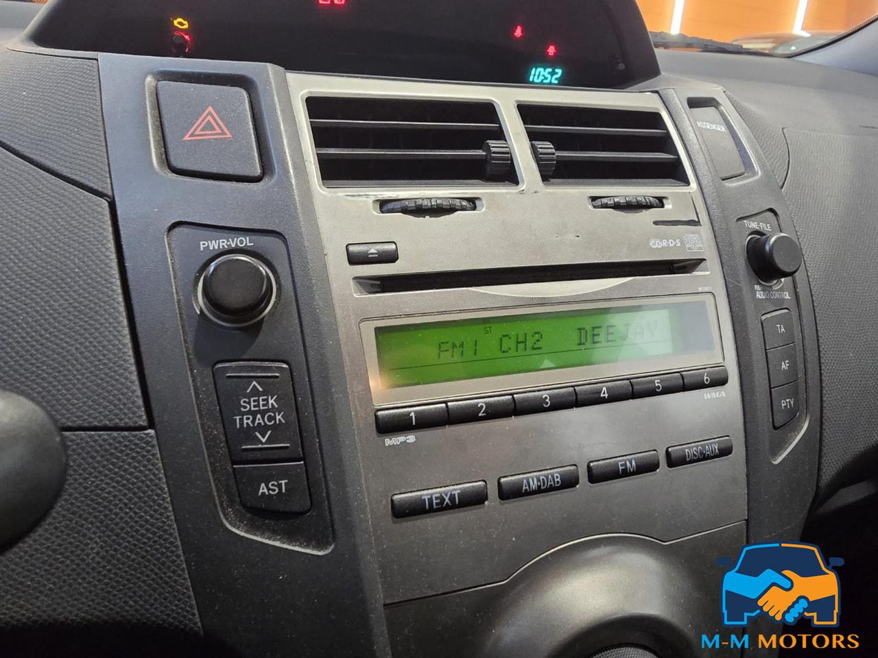 TOYOTA Yaris 1.0 5 porte UNICO PROPRIETARIO - 15