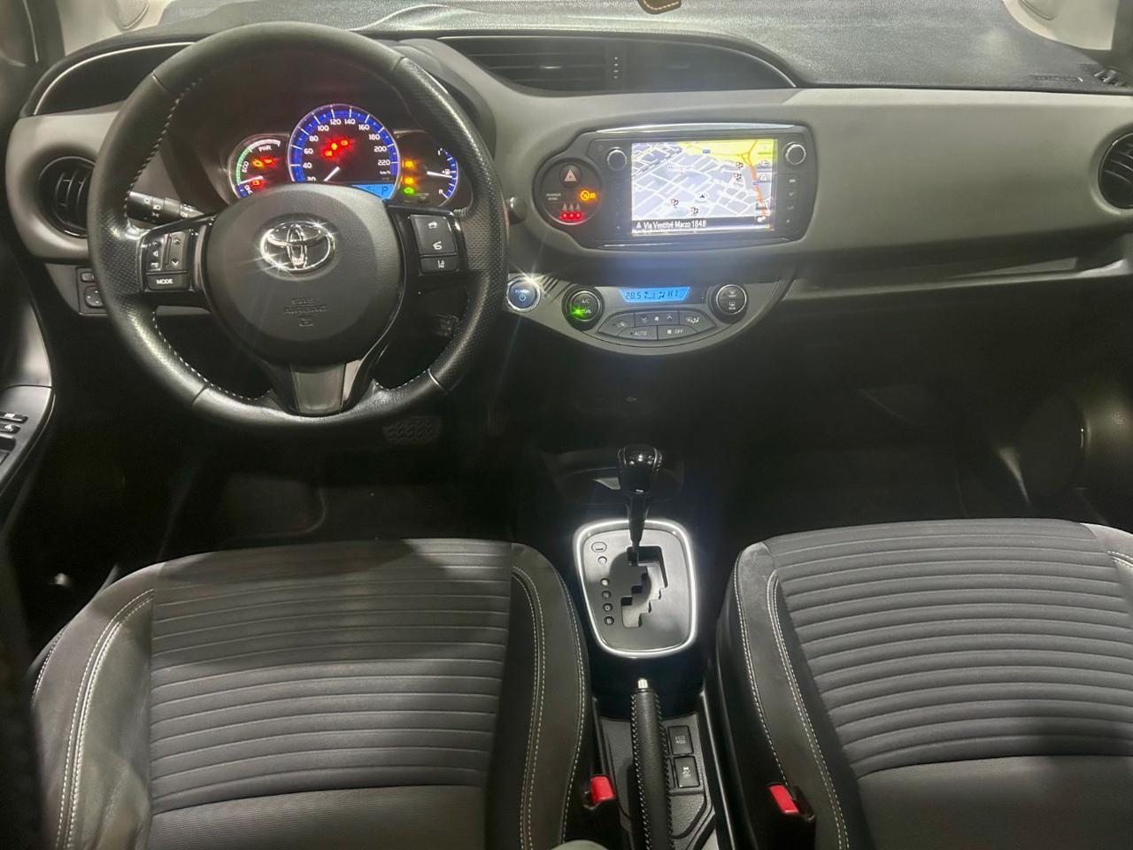 TOYOTA Yaris 1.5 Hybrid 5 porte Style Tetto Panoramico - 8