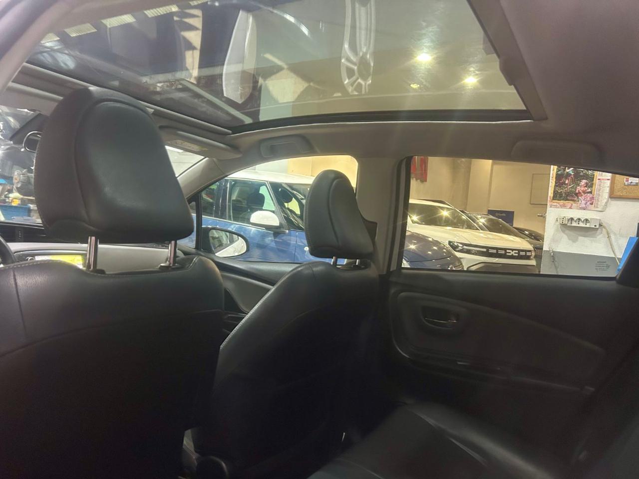 TOYOTA Yaris 1.5 Hybrid 5 porte Style Tetto Panoramico - 20