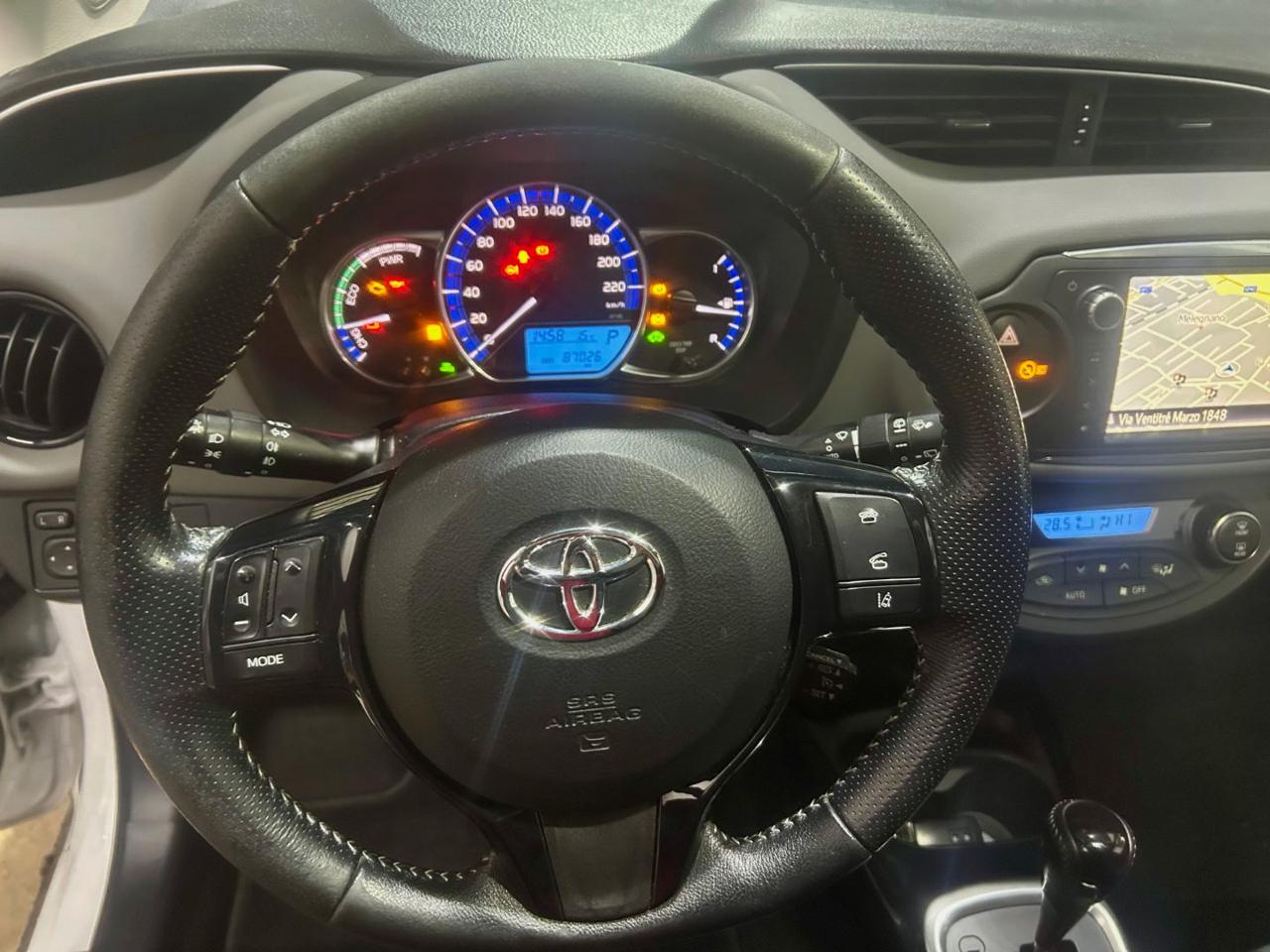 TOYOTA Yaris 1.5 Hybrid 5 porte Style Tetto Panoramico - 10