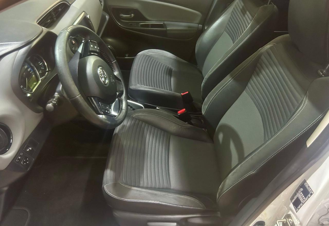 TOYOTA Yaris 1.5 Hybrid 5 porte Style Tetto Panoramico - 9