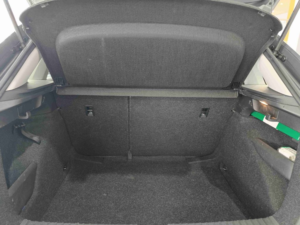 SKODA Kamiq 1.0 TSI Ambition - 12