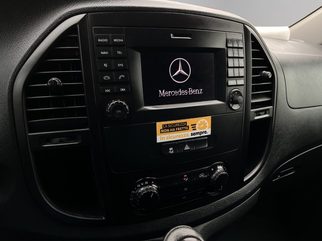 MERCEDES-BENZ Vito 2.0 114CDI Long - 12