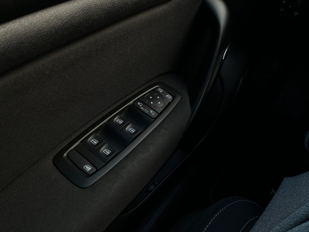 RENAULT Megane 1.5dCi SW AUTOCARRO N1 - 16