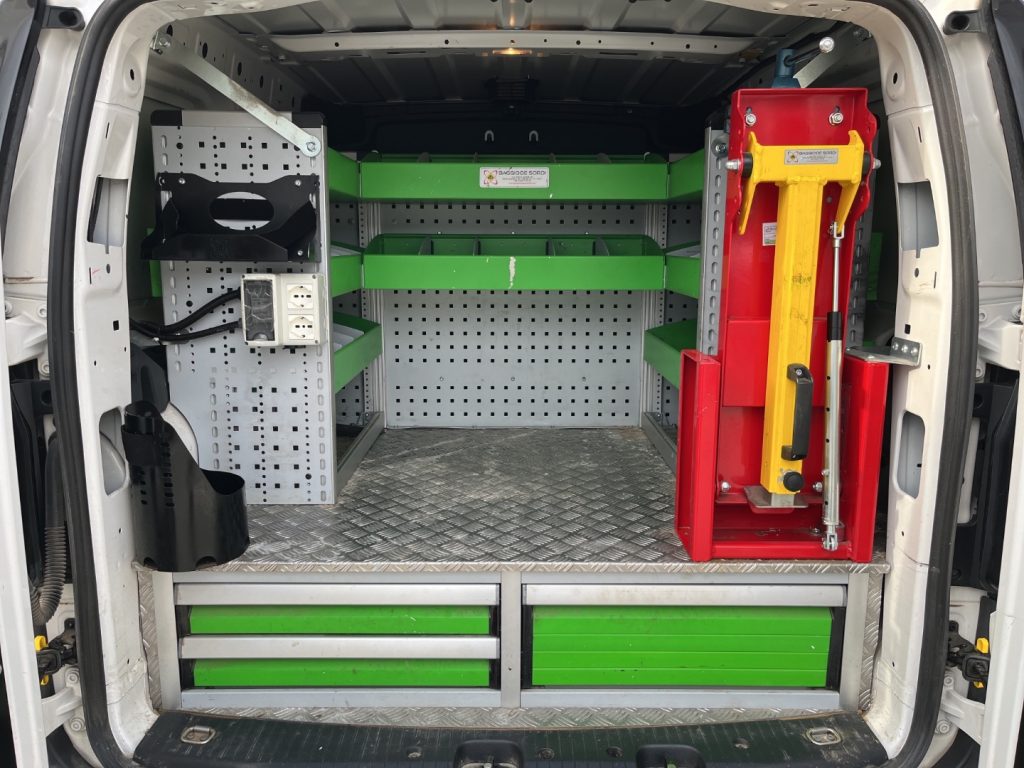 VOLKSWAGEN Caddy 2.0 TDI 4X4 ALLESTITO - 17