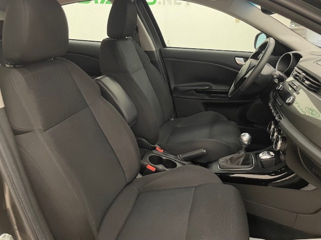 ALFA ROMEO Giulietta III 2010 -  2.0 jtdm(2) Distinctive 170cv - 16