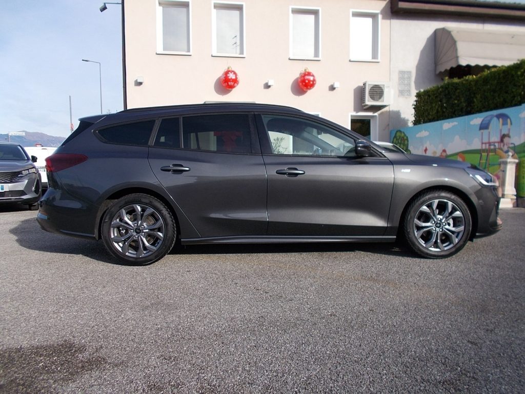 FORD Focus 1.0 EcoBoost Hybrid 125 CV SW ST-Line Style - 5