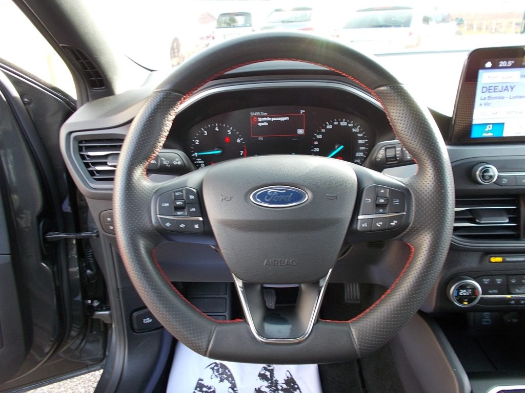 FORD Focus 1.0 EcoBoost Hybrid 125 CV SW ST-Line Style - 11