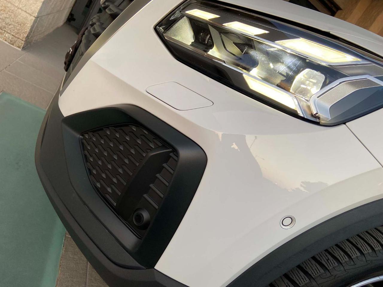 AUDI Q2 35 2.0 TDI quattro S tronic Admired VIRTUAL - 33