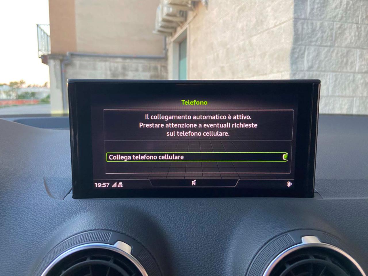 AUDI Q2 35 2.0 TDI quattro S tronic Admired VIRTUAL - 28