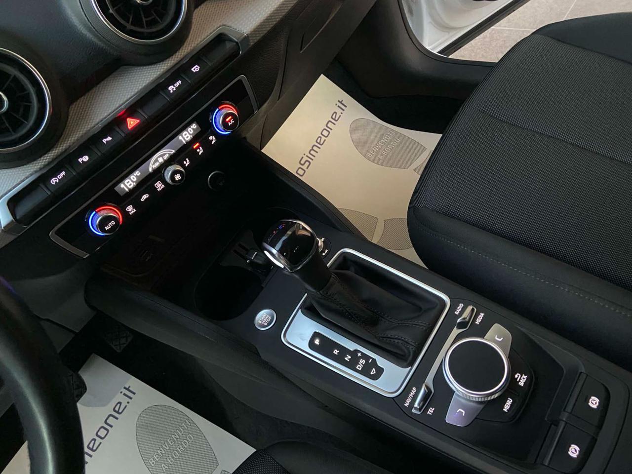 AUDI Q2 35 2.0 TDI quattro S tronic Admired VIRTUAL - 39