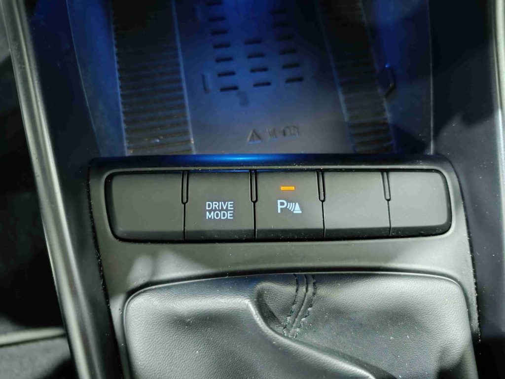 HYUNDAI Bayon 1.0 T-GDI Hybrid 48V iMT XLine - 20