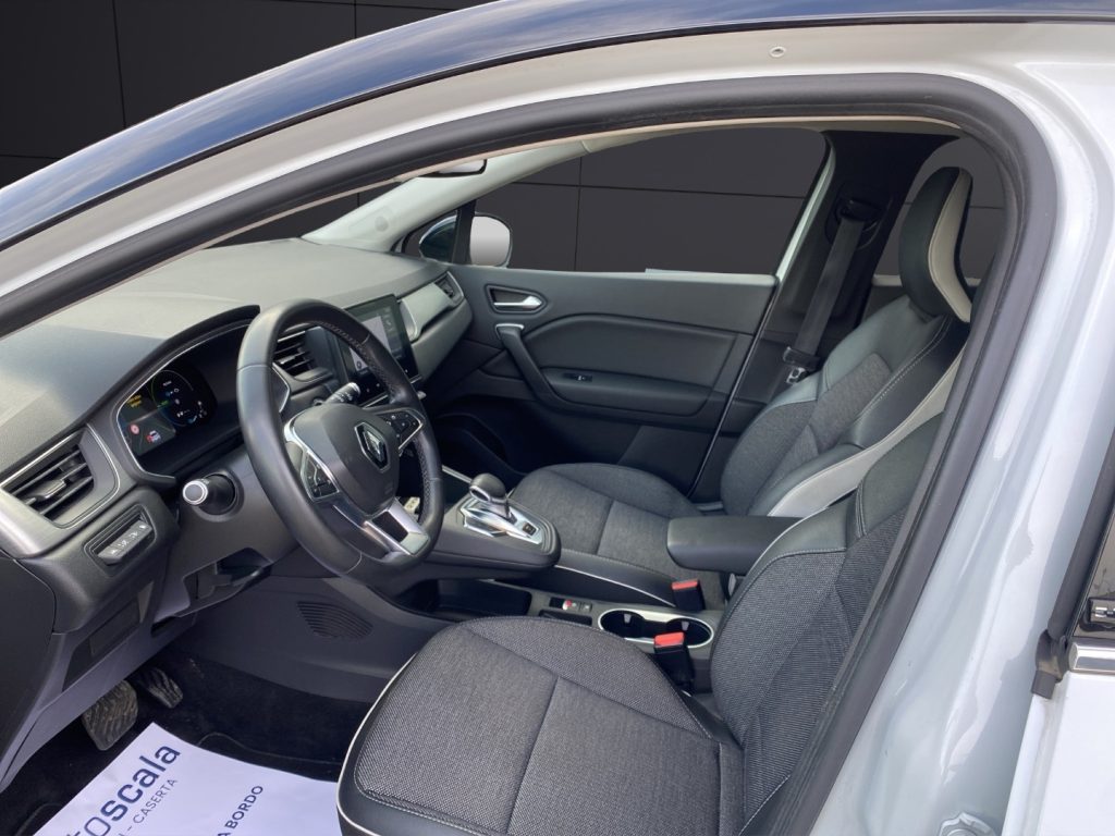 RENAULT Captur Plug-in Hybrid E-Tech 160 CV Intens - 9