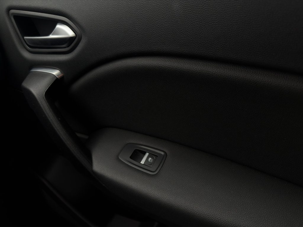 RENAULT Captur Plug-in Hybrid E-Tech 160 CV Intens - 17