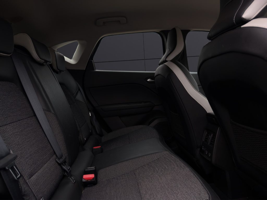 RENAULT Captur Plug-in Hybrid E-Tech 160 CV Intens - 19