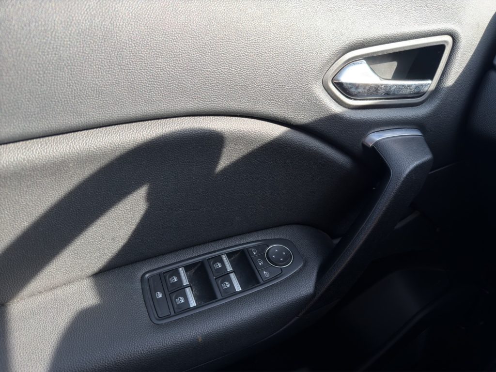 RENAULT Captur Plug-in Hybrid E-Tech 160 CV Intens - 12