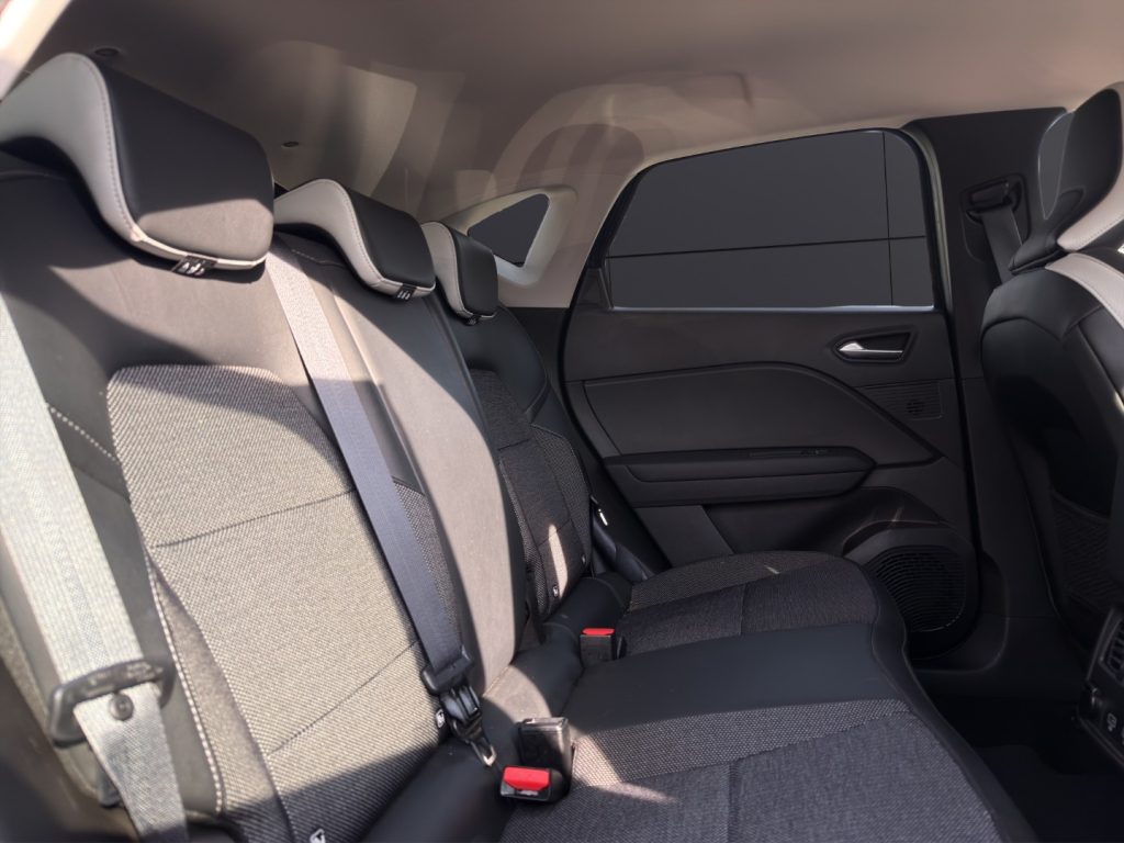 RENAULT Captur Plug-in Hybrid E-Tech 160 CV Intens - 19