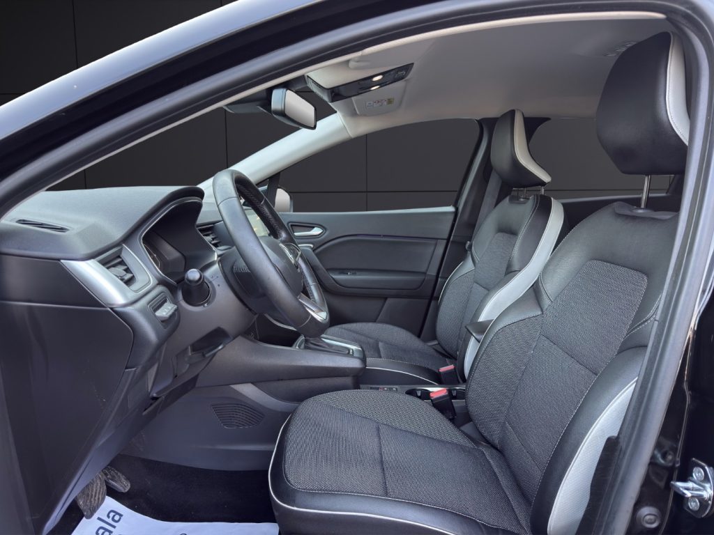 RENAULT Captur Plug-in Hybrid E-Tech 160 CV Intens - 9