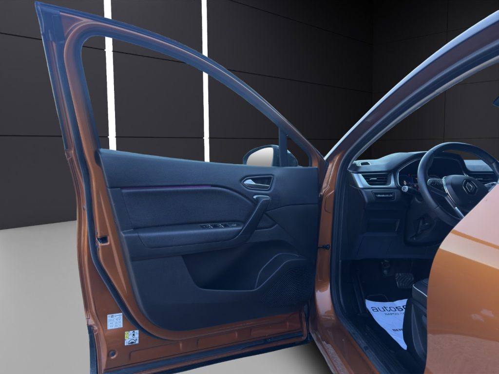 RENAULT Captur Plug-in Hybrid E-Tech 160 CV Intens - 12