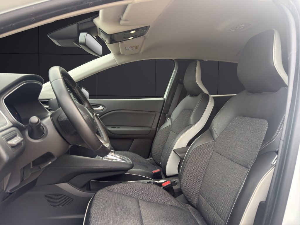 RENAULT Captur Plug-in Hybrid E-Tech 160 CV Intens - 9