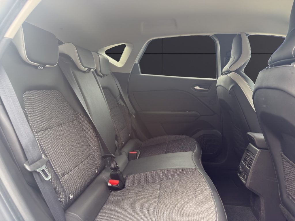 RENAULT Captur Plug-in Hybrid E-Tech 160 CV Intens - 19