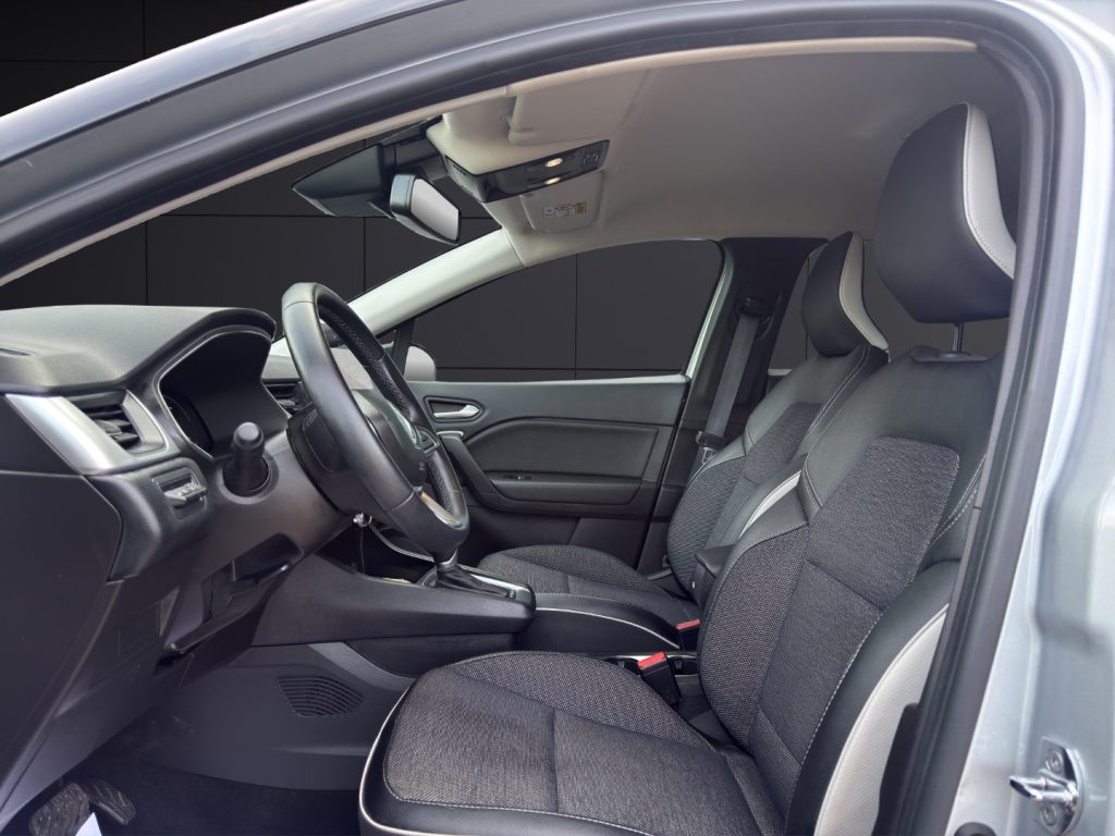 RENAULT Captur Full Hybrid E-Tech 145 CV Techno Fast Track - 9