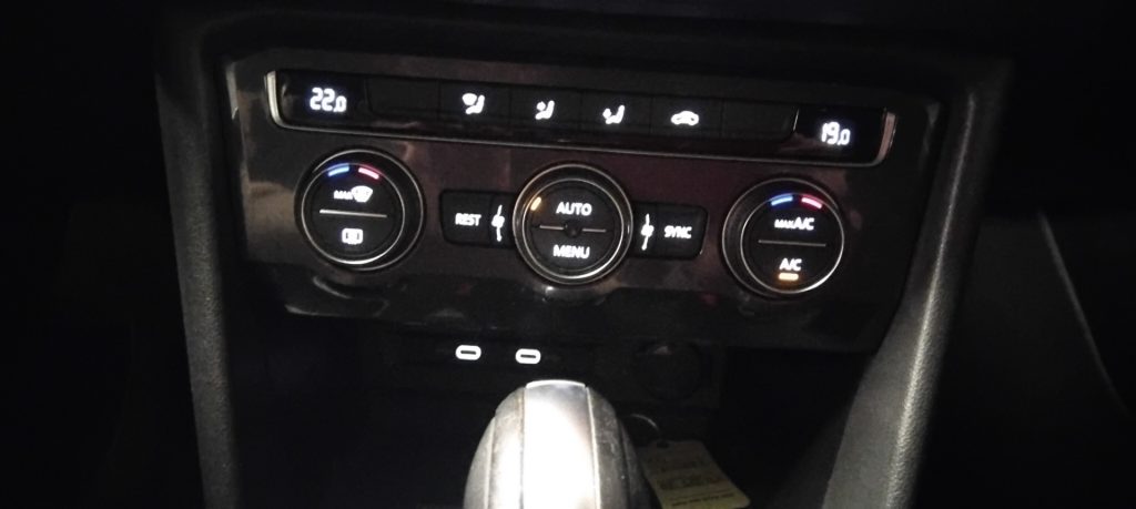 VOLKSWAGEN Tiguan Allspace 2.0 TDI DSG Advanced 7 posti TETTO VIDEO - 20