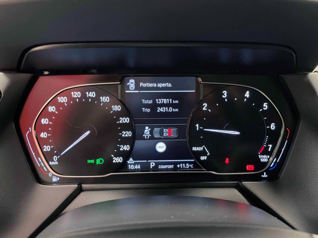 BMW 118 118i SPORT LINE 140CV AUTO - 18