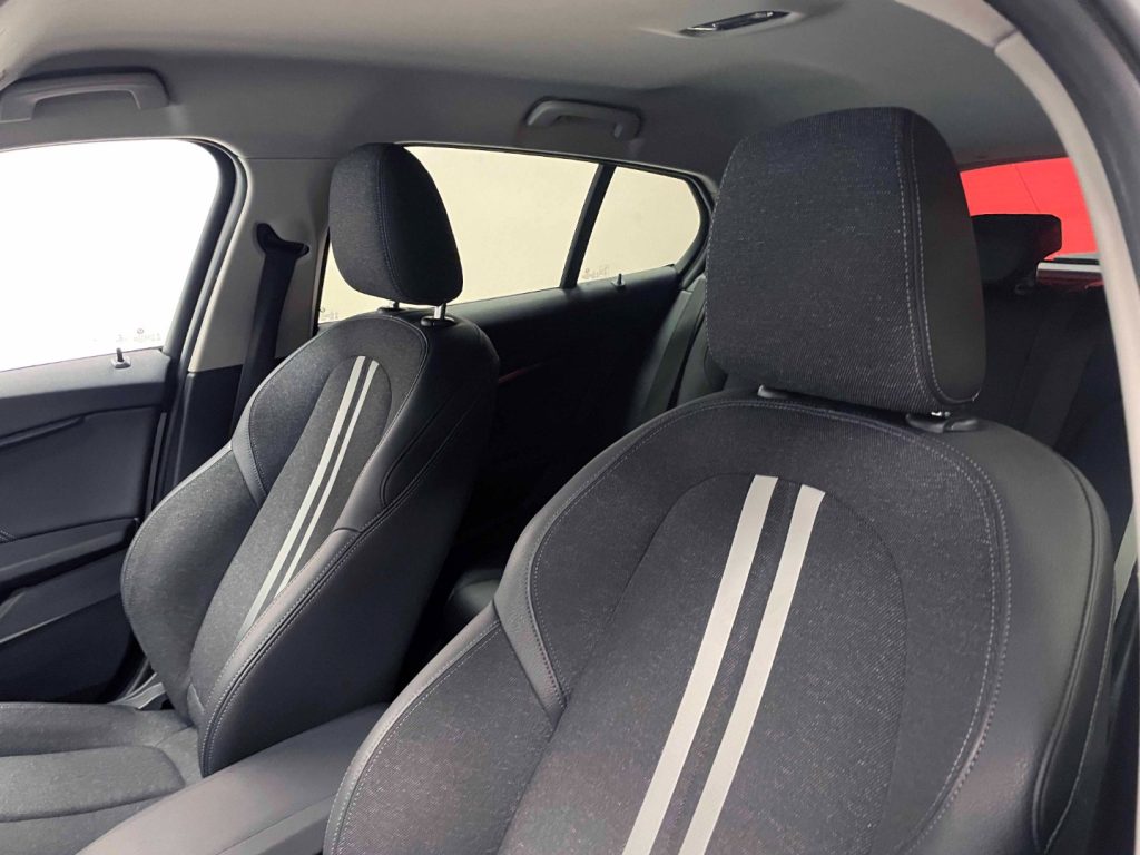 BMW 118 118i SPORT LINE 140CV AUTO - 42