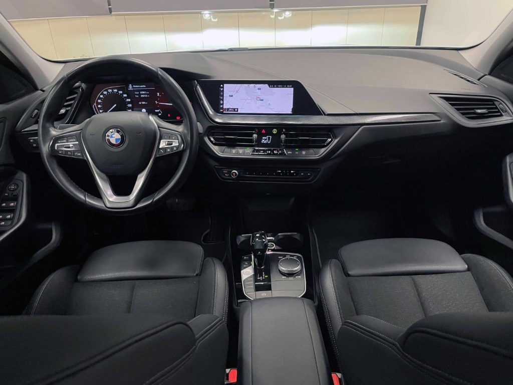 BMW 118 118i SPORT LINE 140CV AUTO - 53