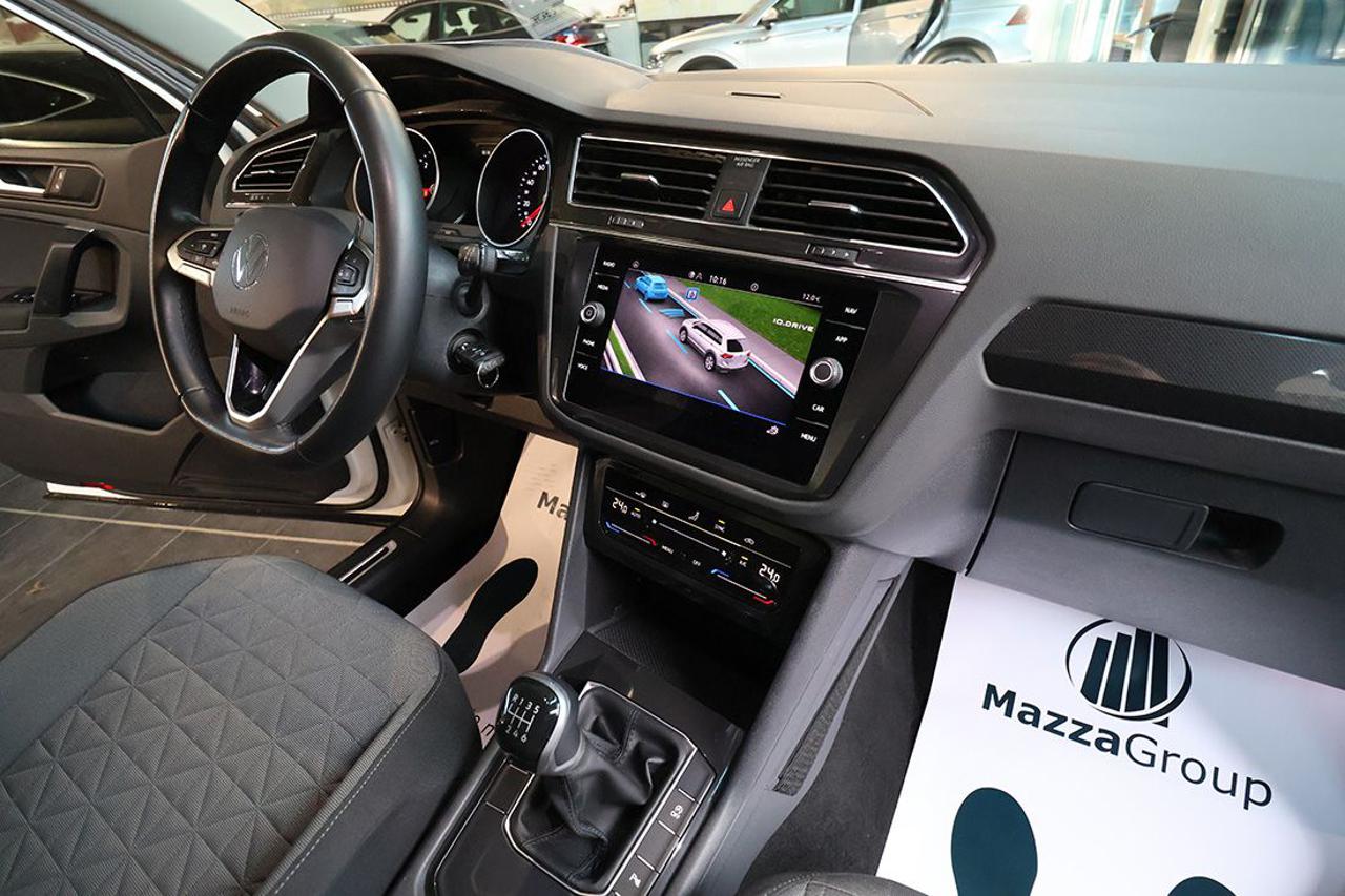 VOLKSWAGEN Tiguan 2.0 TDI SCR Life - 29
