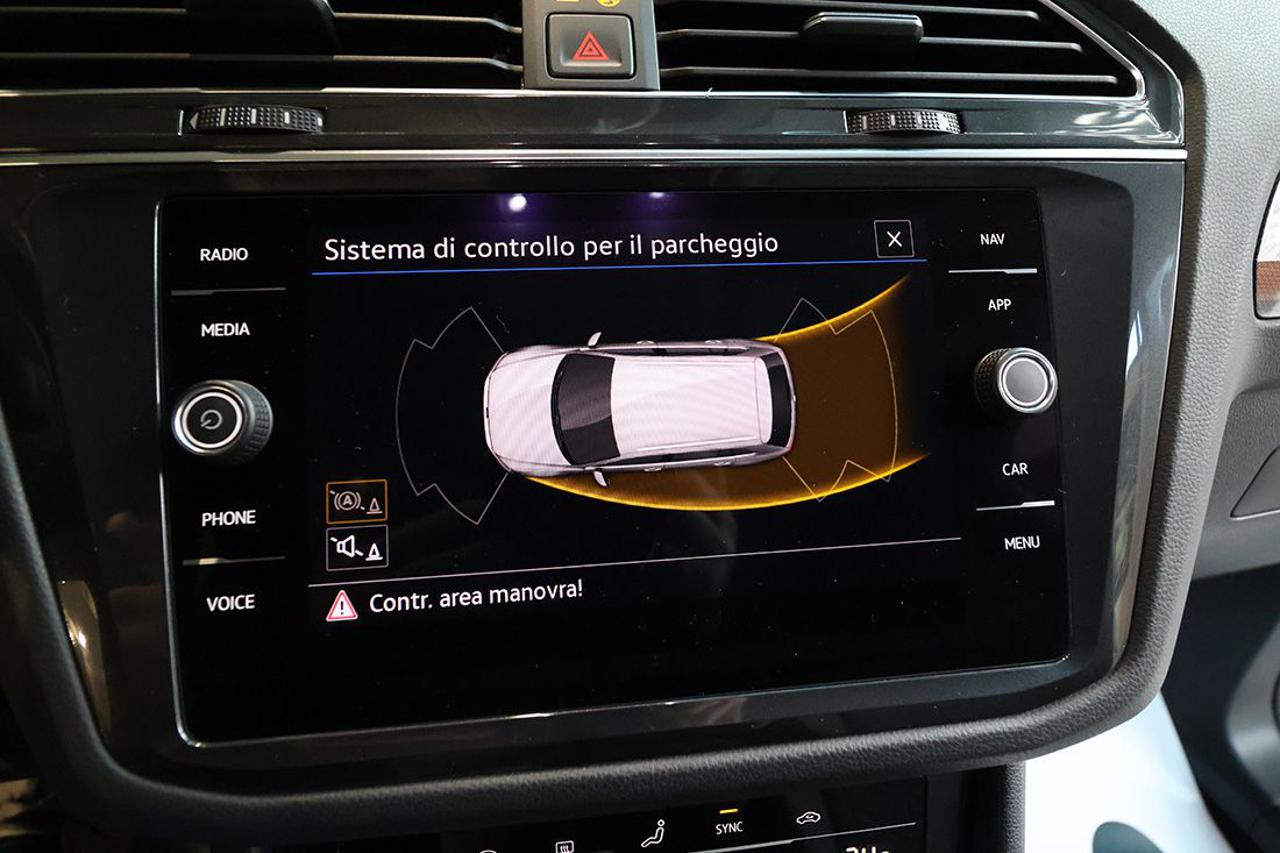 VOLKSWAGEN Tiguan 2.0 TDI SCR Life - 23