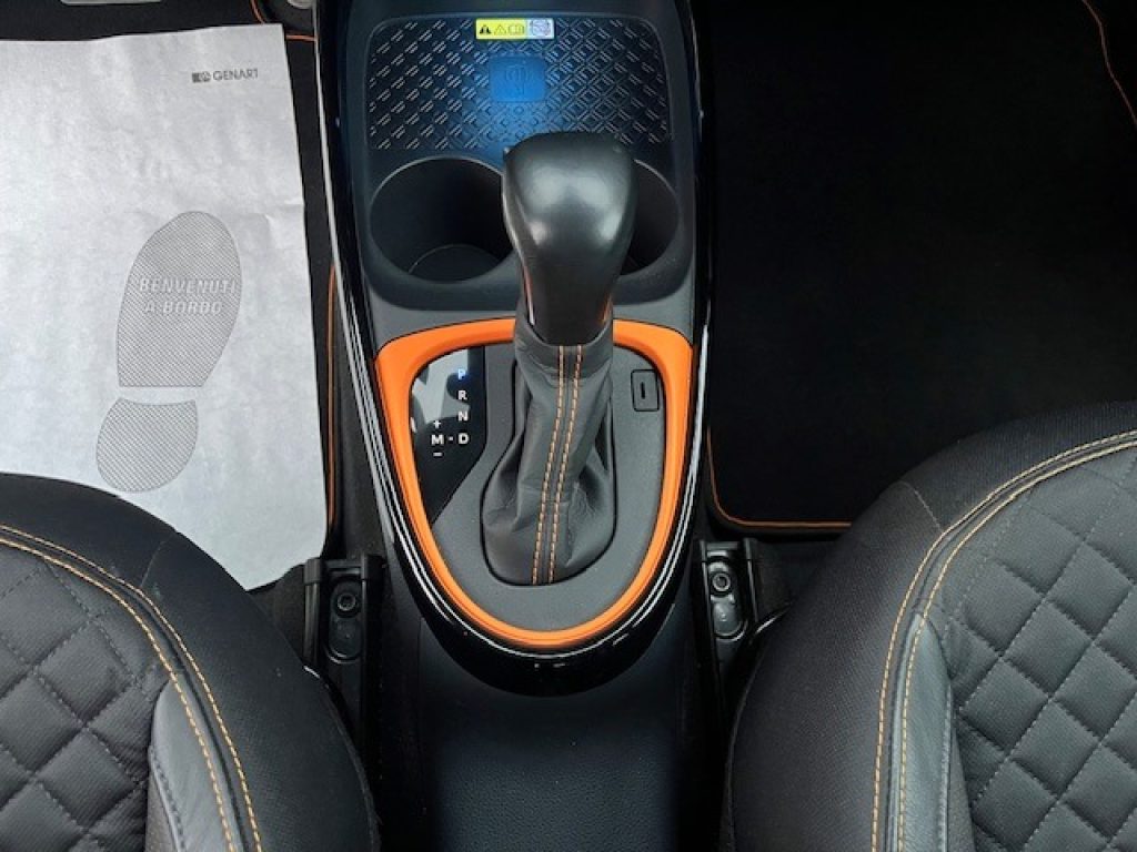 TOYOTA Aygo X 1.0 VVT-i 72 CV 5 porte Limited S-CVT - 23