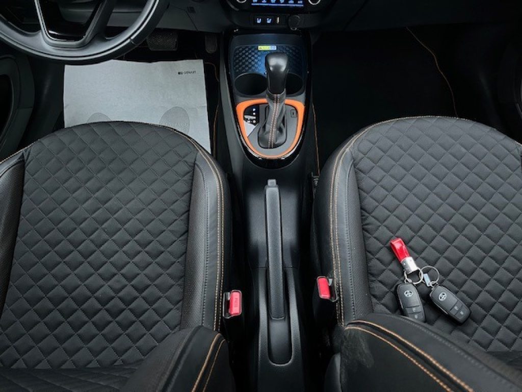 TOYOTA Aygo X 1.0 VVT-i 72 CV 5 porte Limited S-CVT - 29