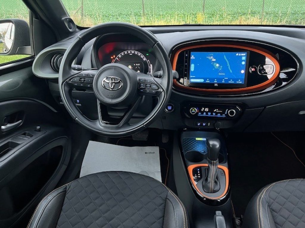 TOYOTA Aygo X 1.0 VVT-i 72 CV 5 porte Limited S-CVT - 30
