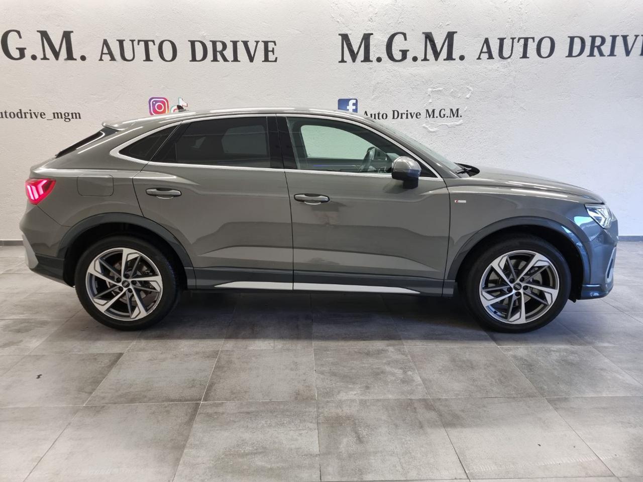 AUDI Q3 SPB 45 TFSI quattro S tronic S line edition - 4