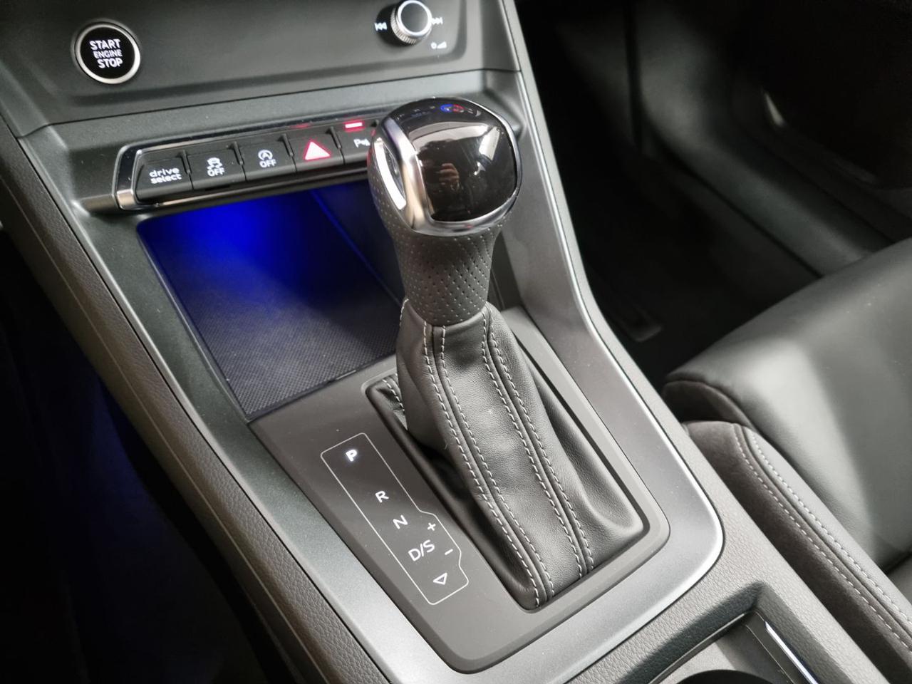 AUDI Q3 SPB 45 TFSI quattro S tronic S line edition - 17