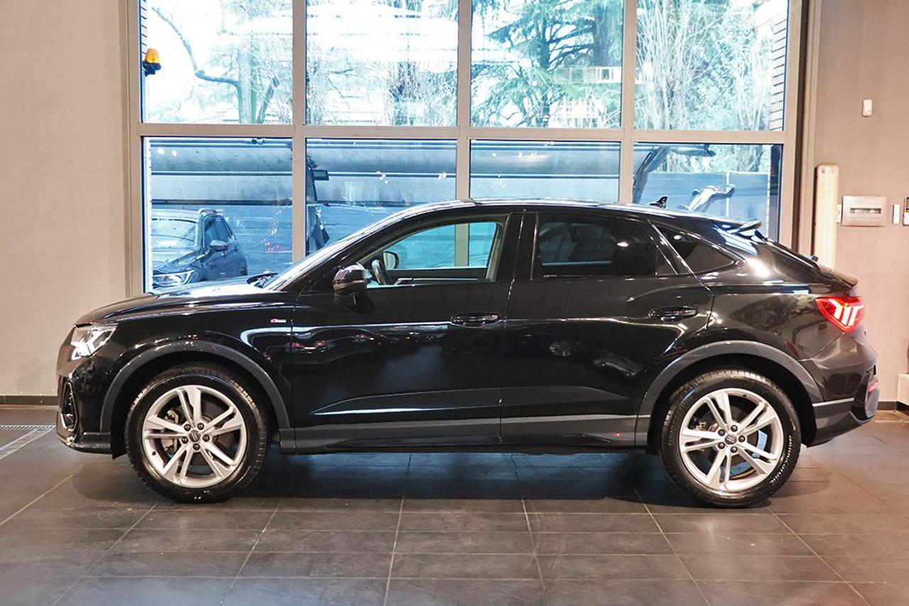 AUDI Q3 45 TFSI Sportback Quattro S-Tronic S-Line - 3