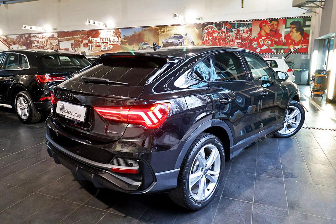 AUDI Q3 45 TFSI Sportback Quattro S-Tronic S-Line - 9