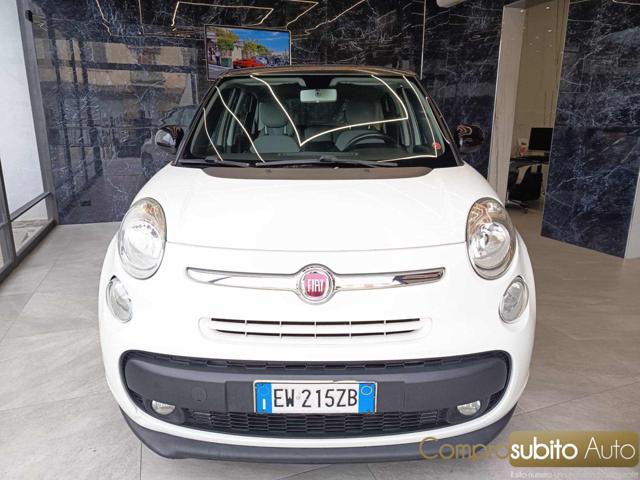 FIAT 500L Blanc Pastel