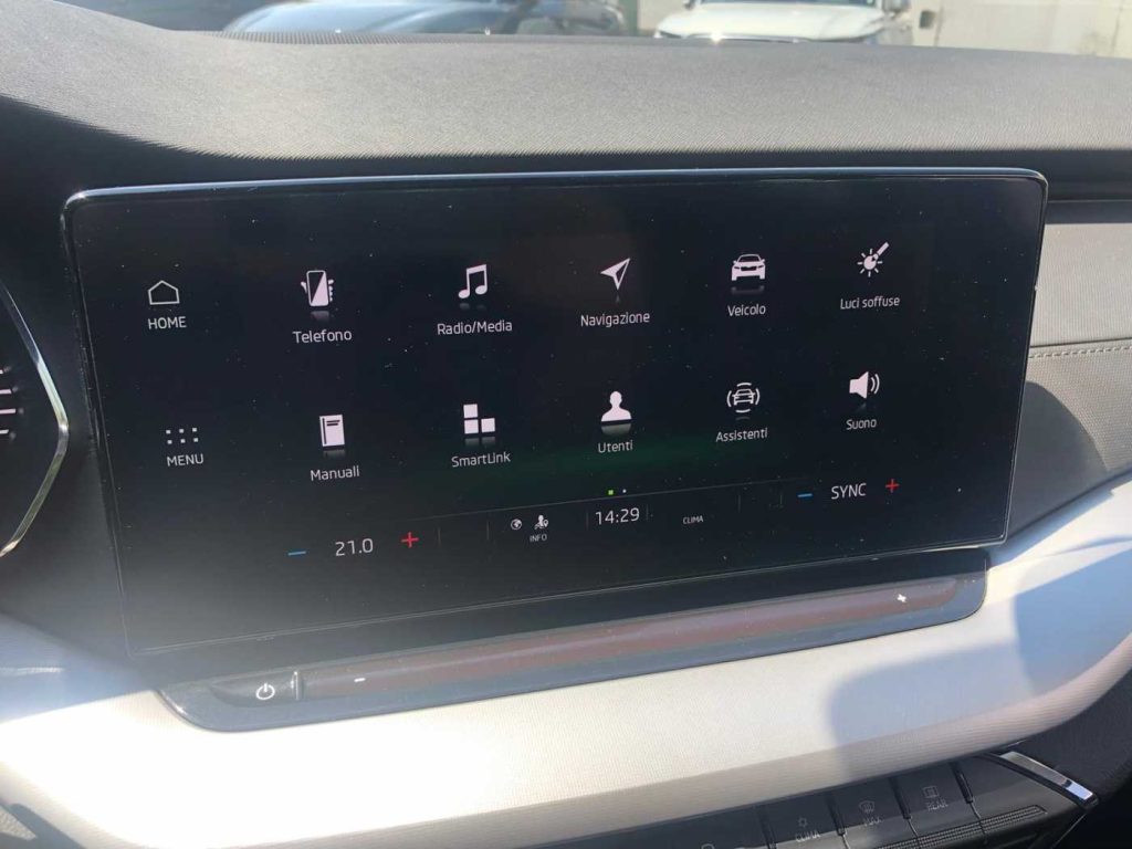 SKODA Octavia 1.5 G-TEC DSG Wagon Executive - 14