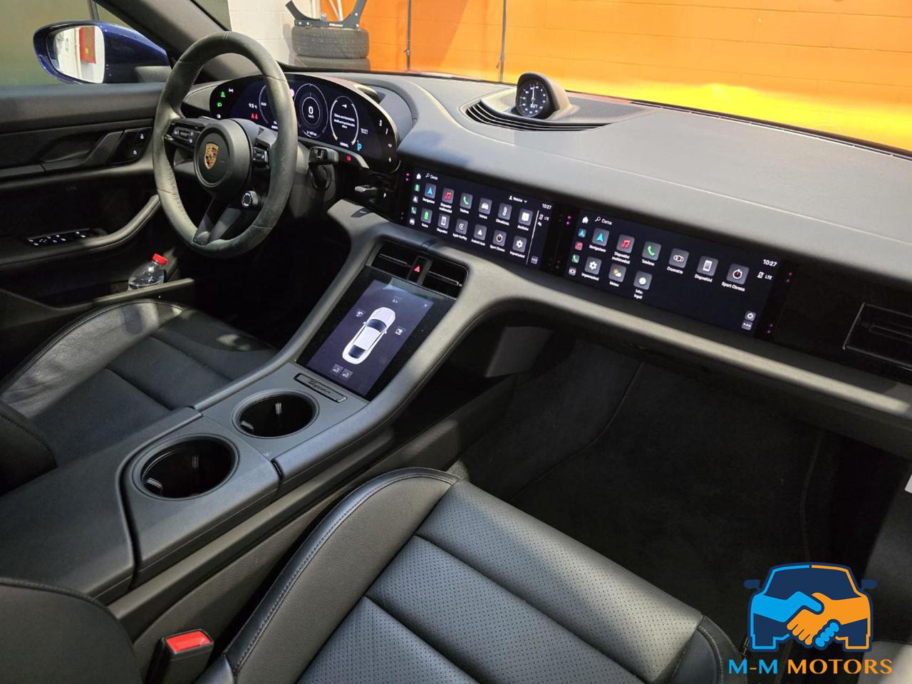 PORSCHE Taycan 4S Performance - 23