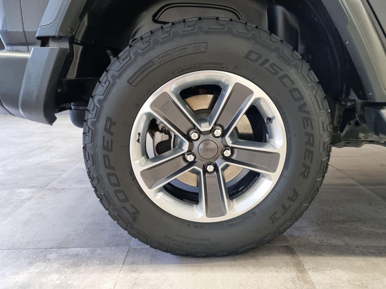 JEEP Wrangler Unlimited 2.2 Mjt II Sahara - 15