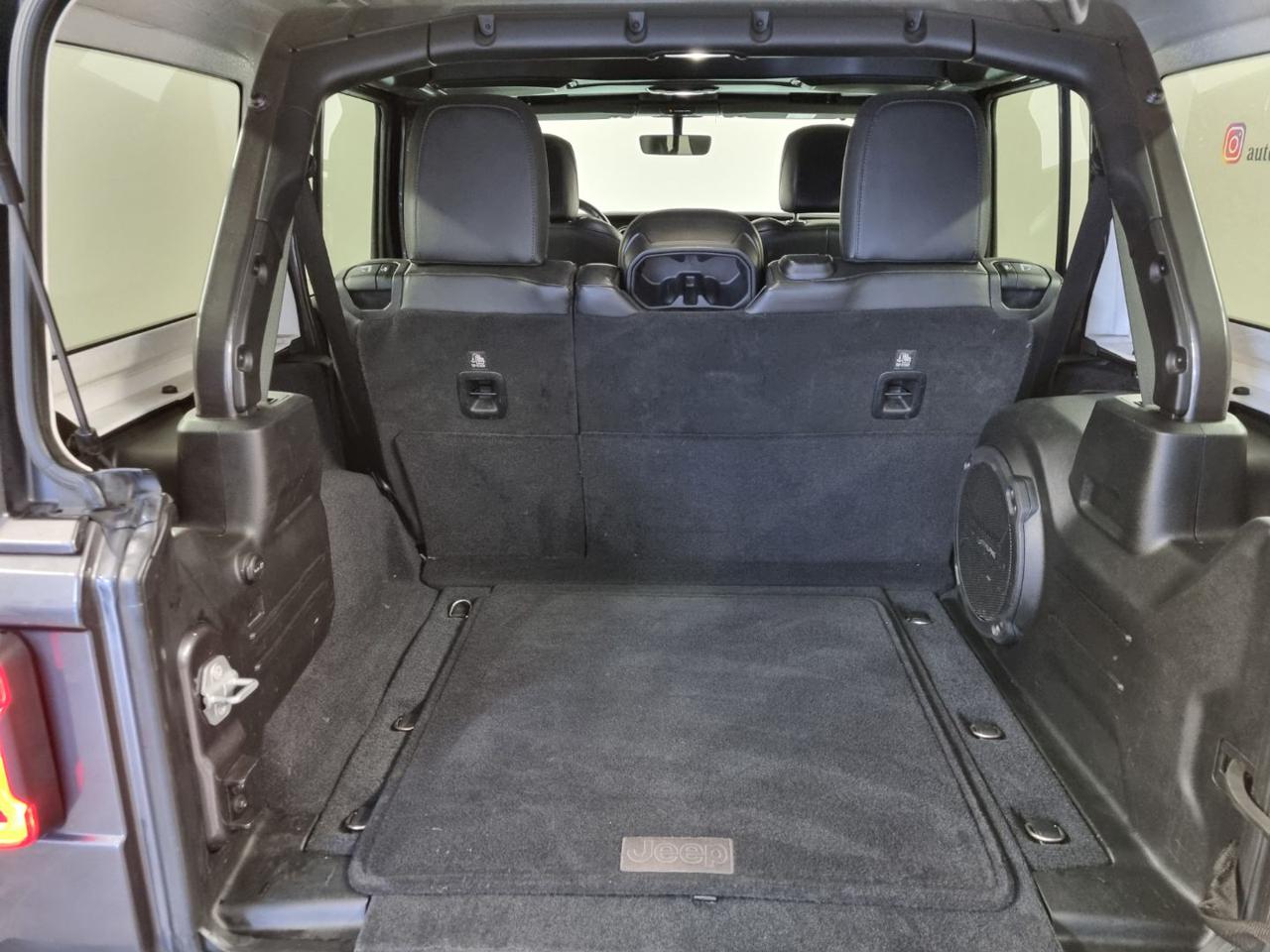 JEEP Wrangler Unlimited 2.2 Mjt II Sahara - 14