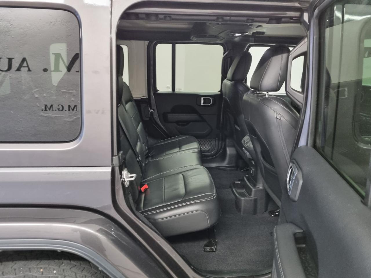 JEEP Wrangler Unlimited 2.2 Mjt II Sahara - 24