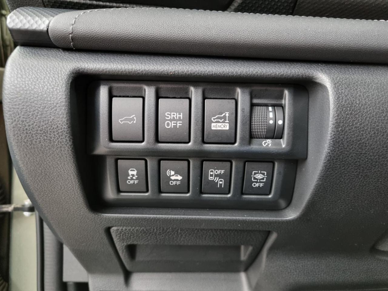 SUBARU Forester 2.0 e-Boxer MHEV CVT Lineartronic Style - 18