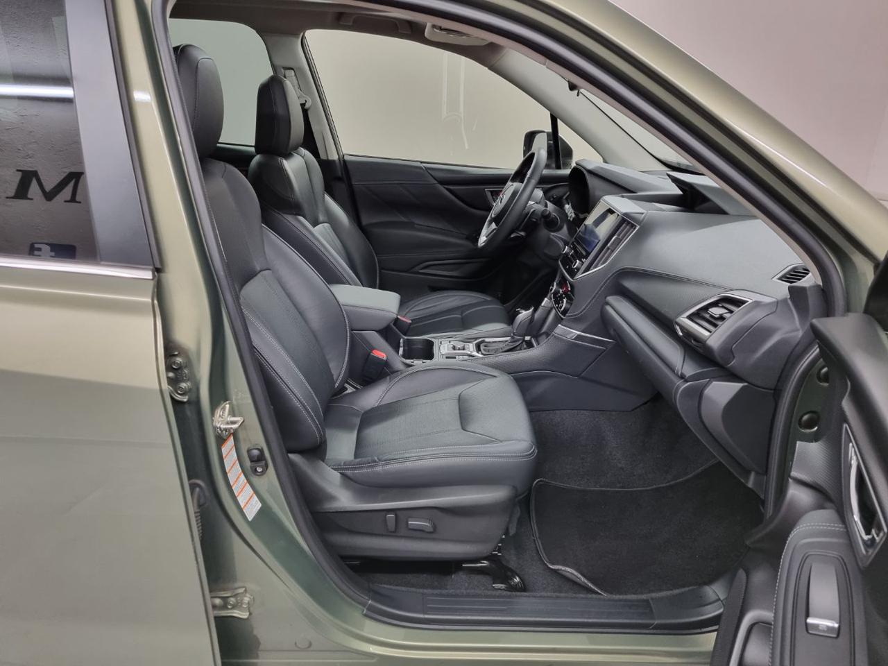 SUBARU Forester 2.0 e-Boxer MHEV CVT Lineartronic Style - 8