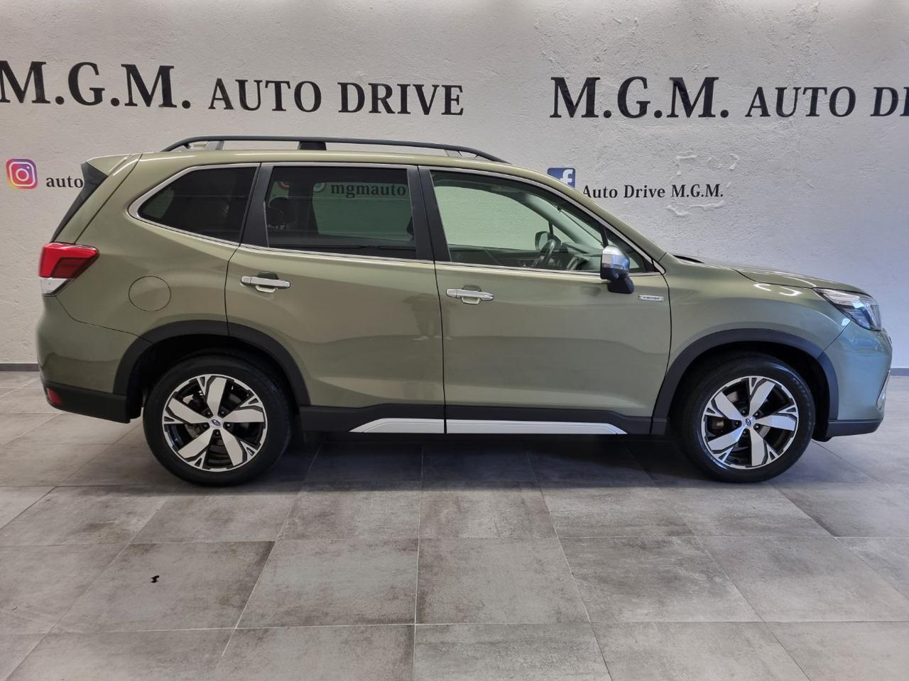 SUBARU Forester 2.0 e-Boxer MHEV CVT Lineartronic Style - 4