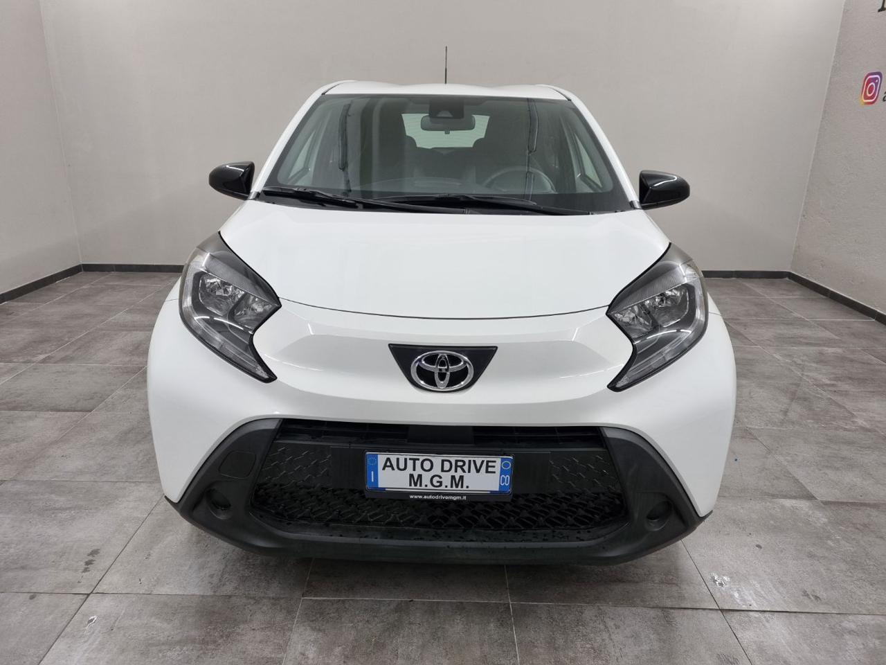 TOYOTA Aygo X 1.0 VVT-i 72 CV 5 porte Active S-CVT - 5